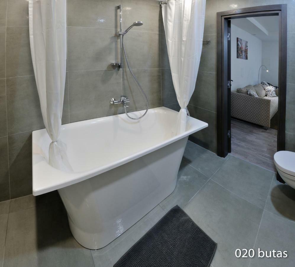 Luxurious Apartment Вильнюс Экстерьер фото
